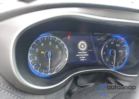 2019 Chrysler Pacifica Limited z USA, uszkodzony, nr VIN 2C4RC1GG3KR588170